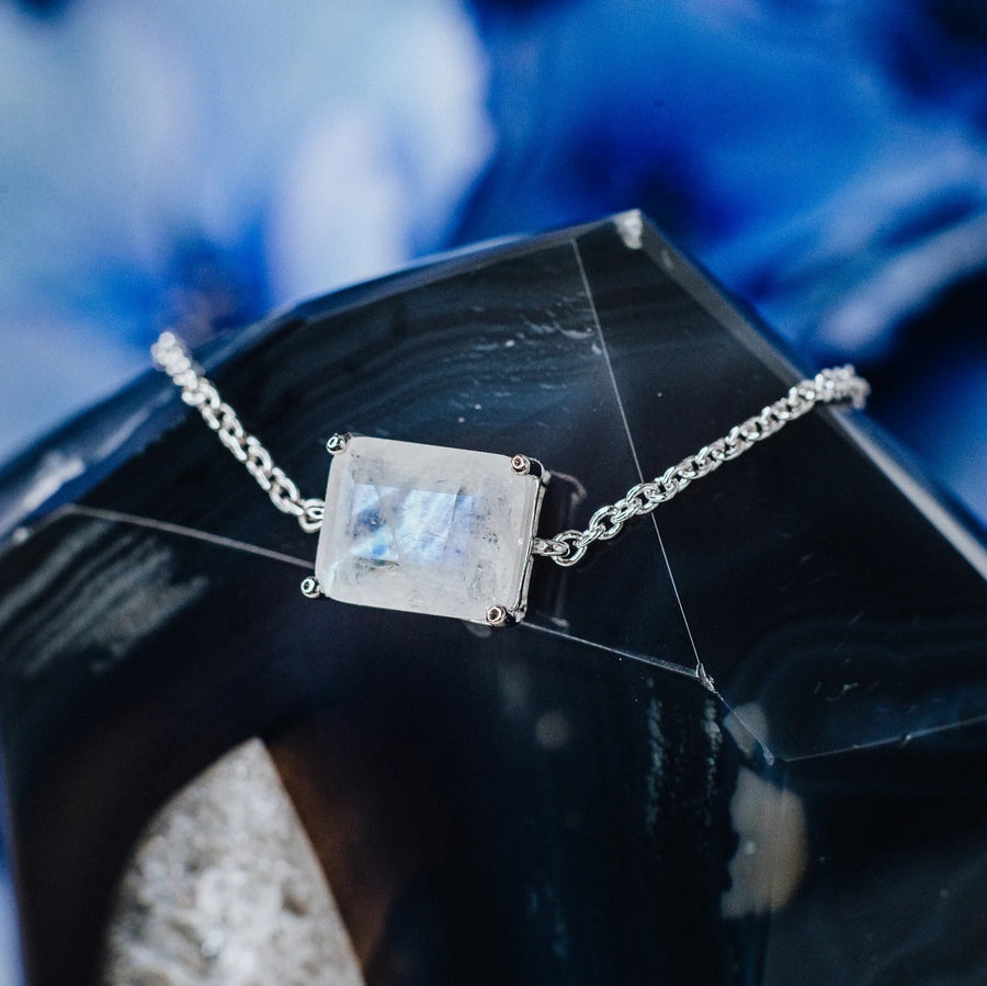Moonstone silver rectangular necklace