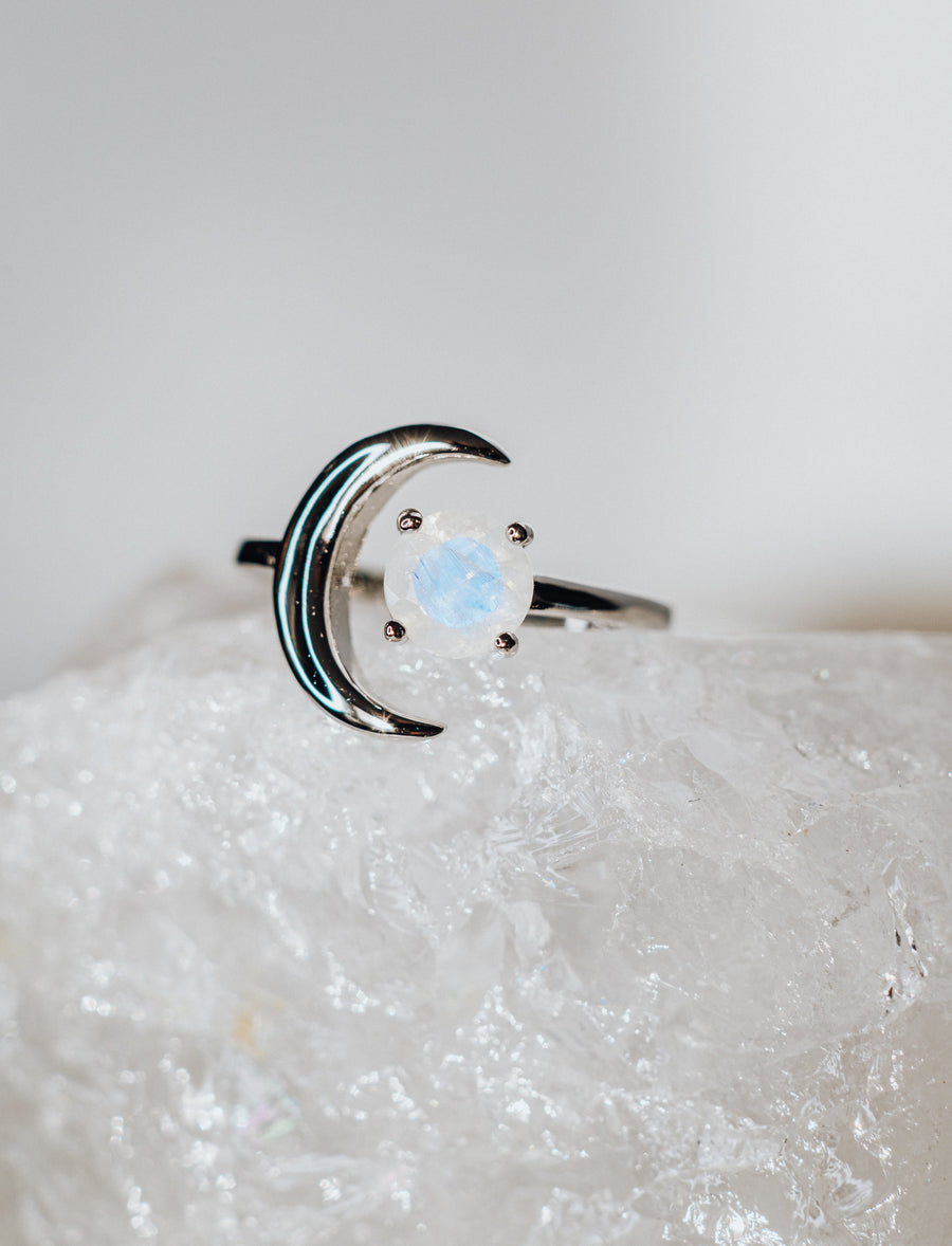 Bague lune en argent et pierre de lune