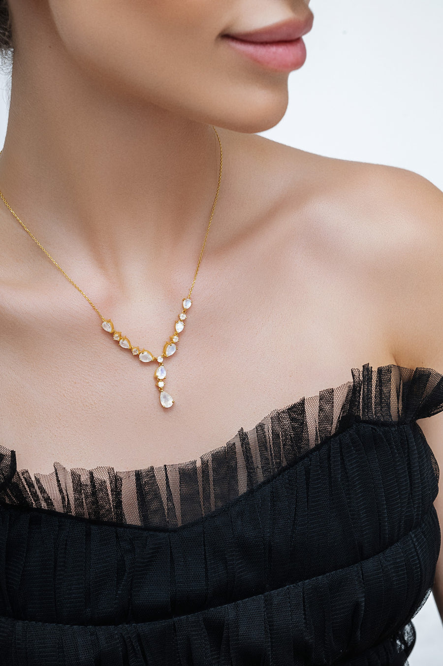 Moonstone 14K fancy necklace