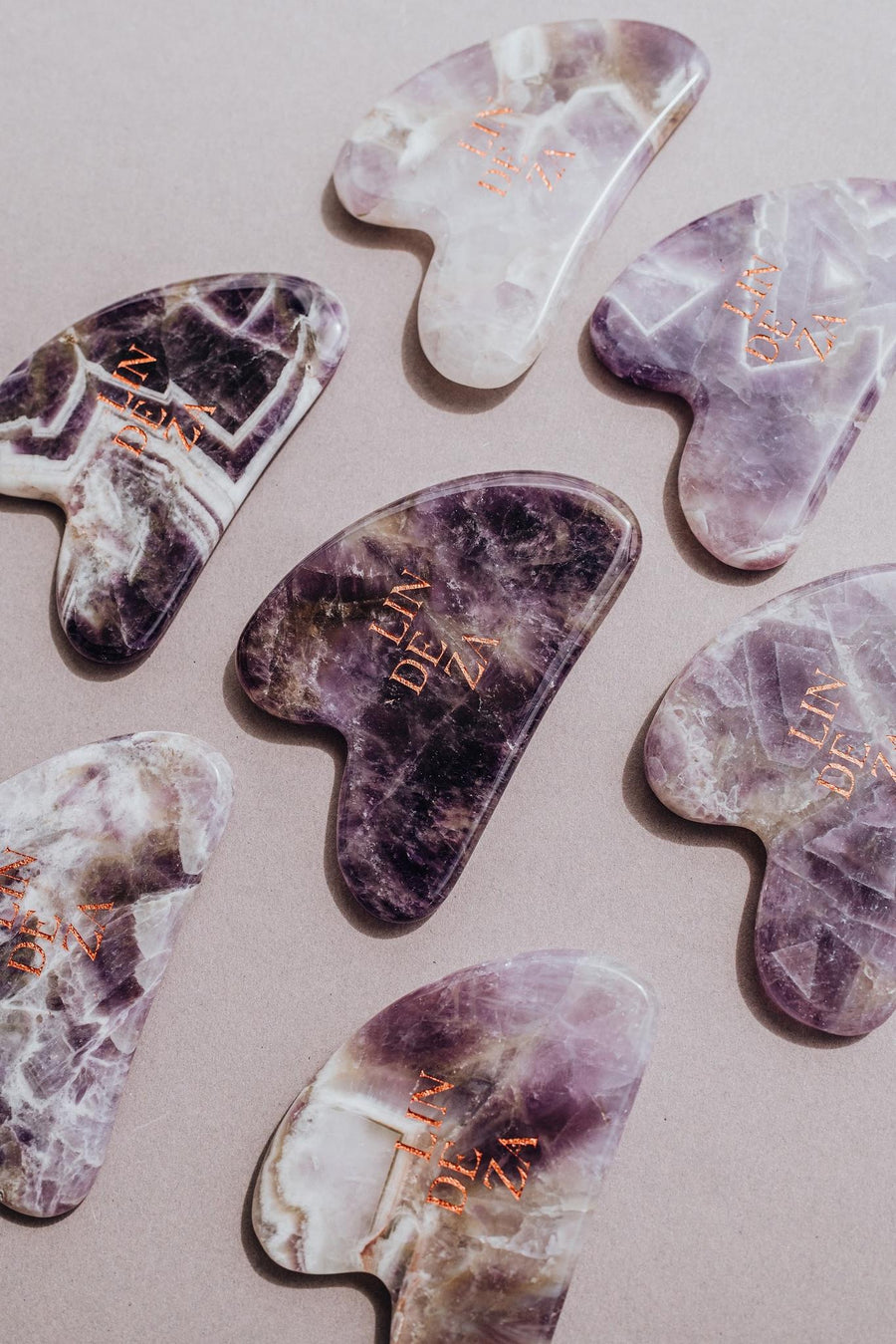 Gua sha en améthyste
