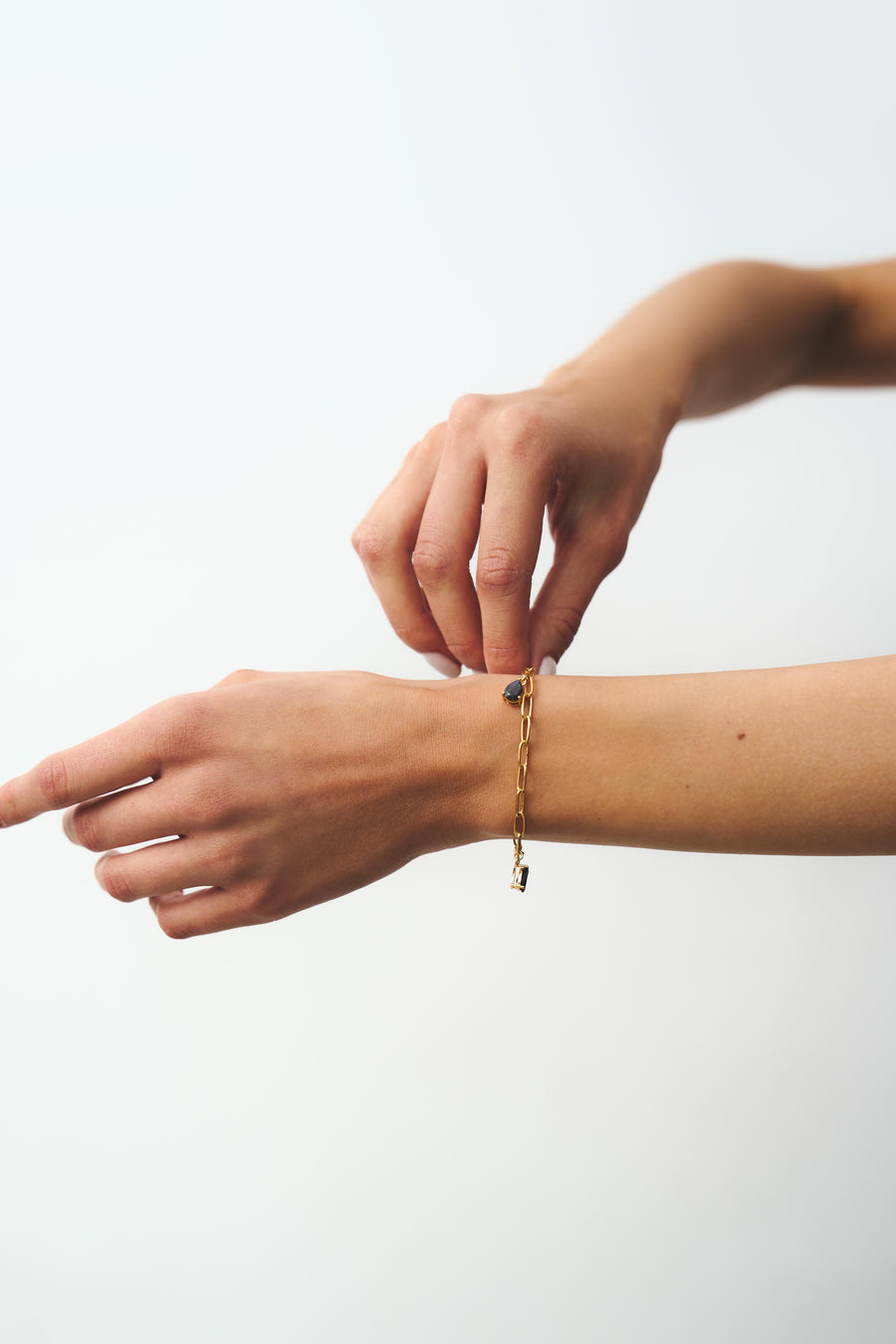 Bracelet PROTECTION 18K (Onyx noir + Labradorite)