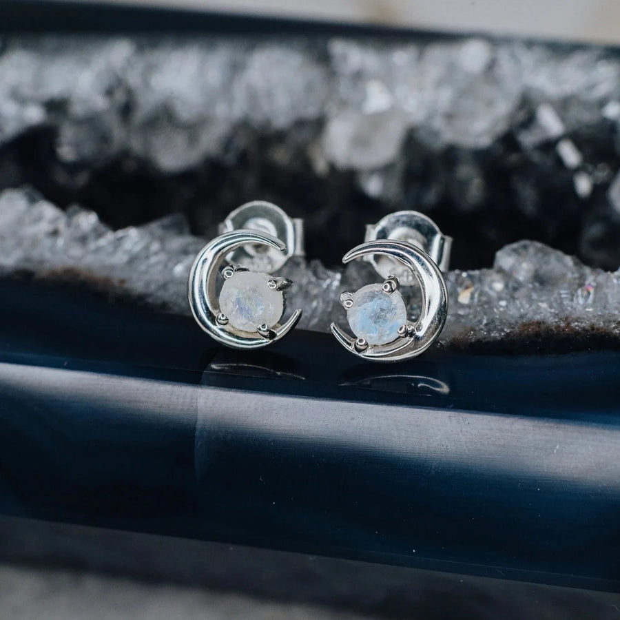 Boucles d'oreilles lune en pierre de lune