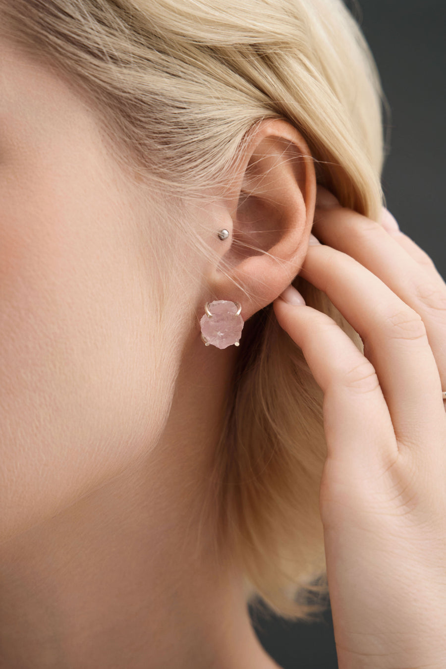 Boucles d'oreilles en quartz rose et argent brut