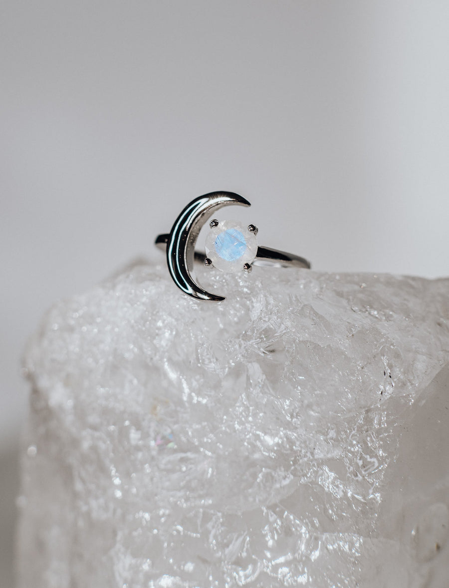 Bague lune en argent et pierre de lune