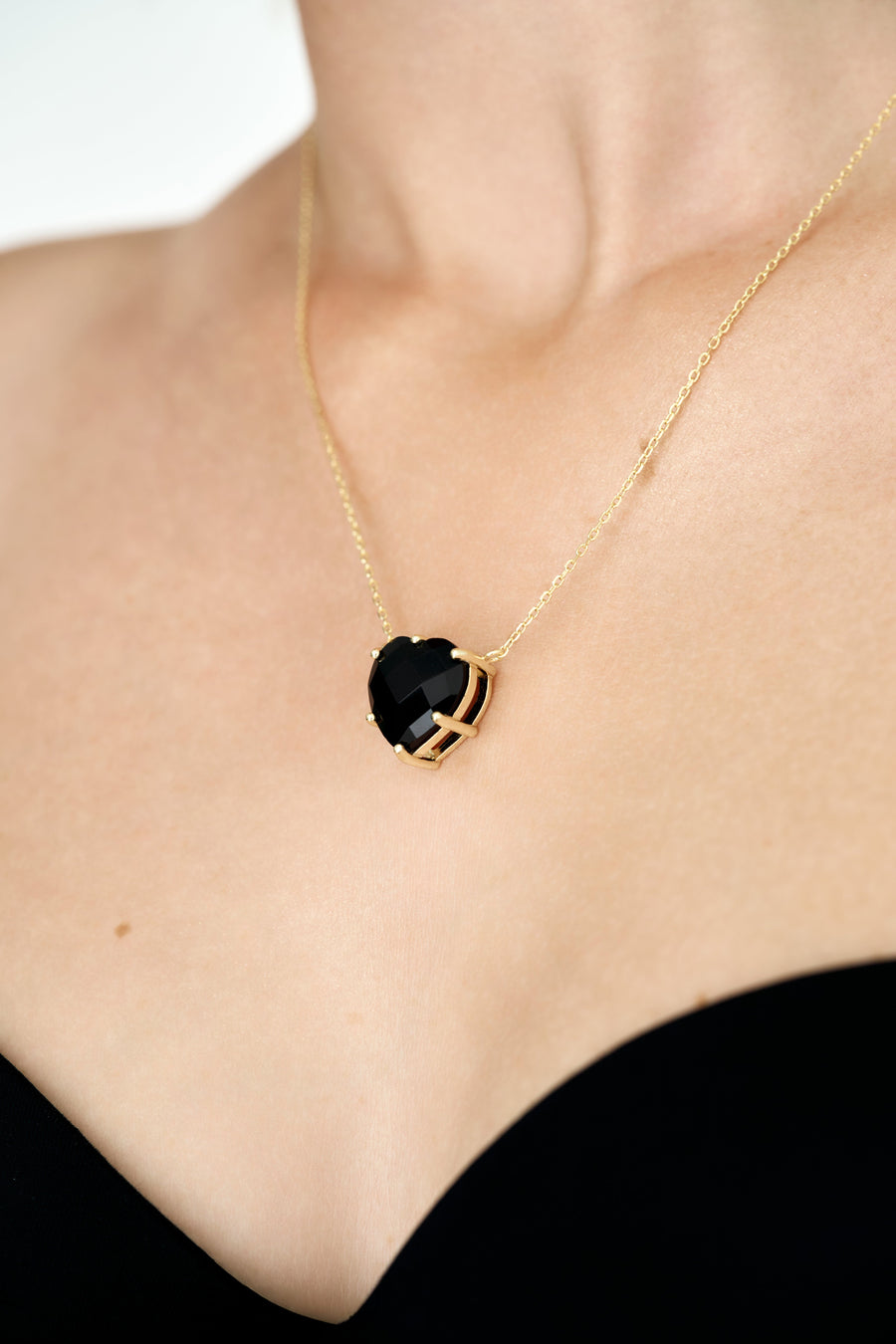 Collier coeur en onyx noir 14K