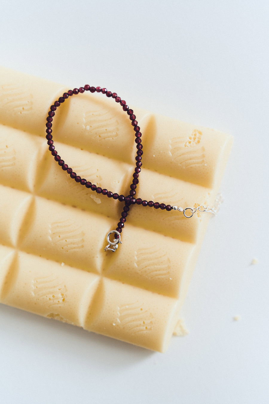 Garnet faceted bracelet