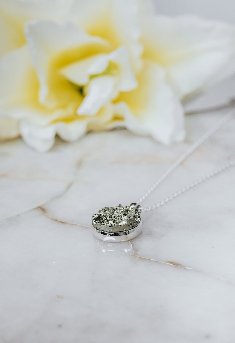 Pyrite round silver necklace