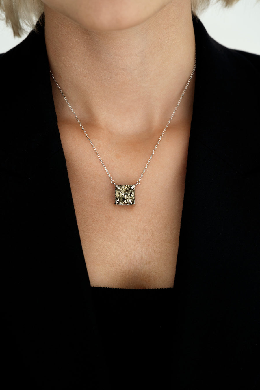Collier carré en argent et pyrite