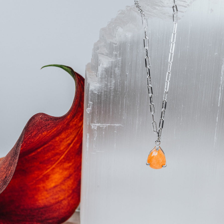 Collier larme argenté en cornaline