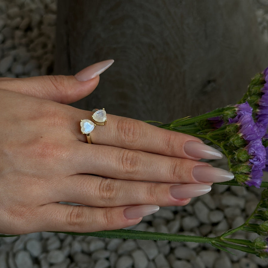 Moonstone heart 14K ring