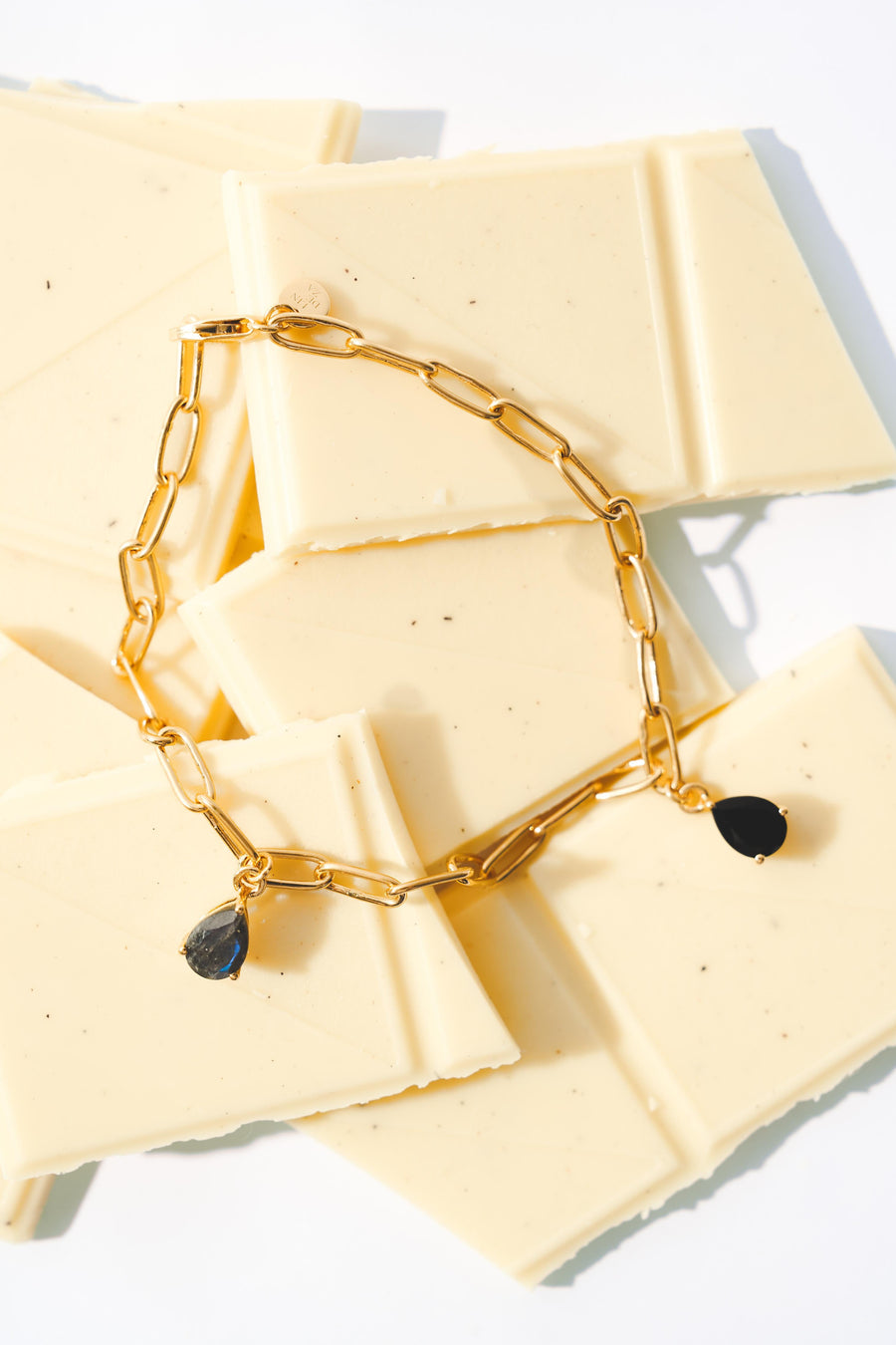 Bracelet PROTECTION 18K (Onyx noir + Labradorite)