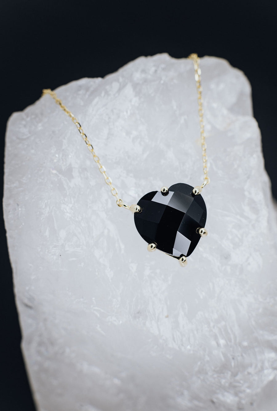 Collier coeur en onyx noir 14K