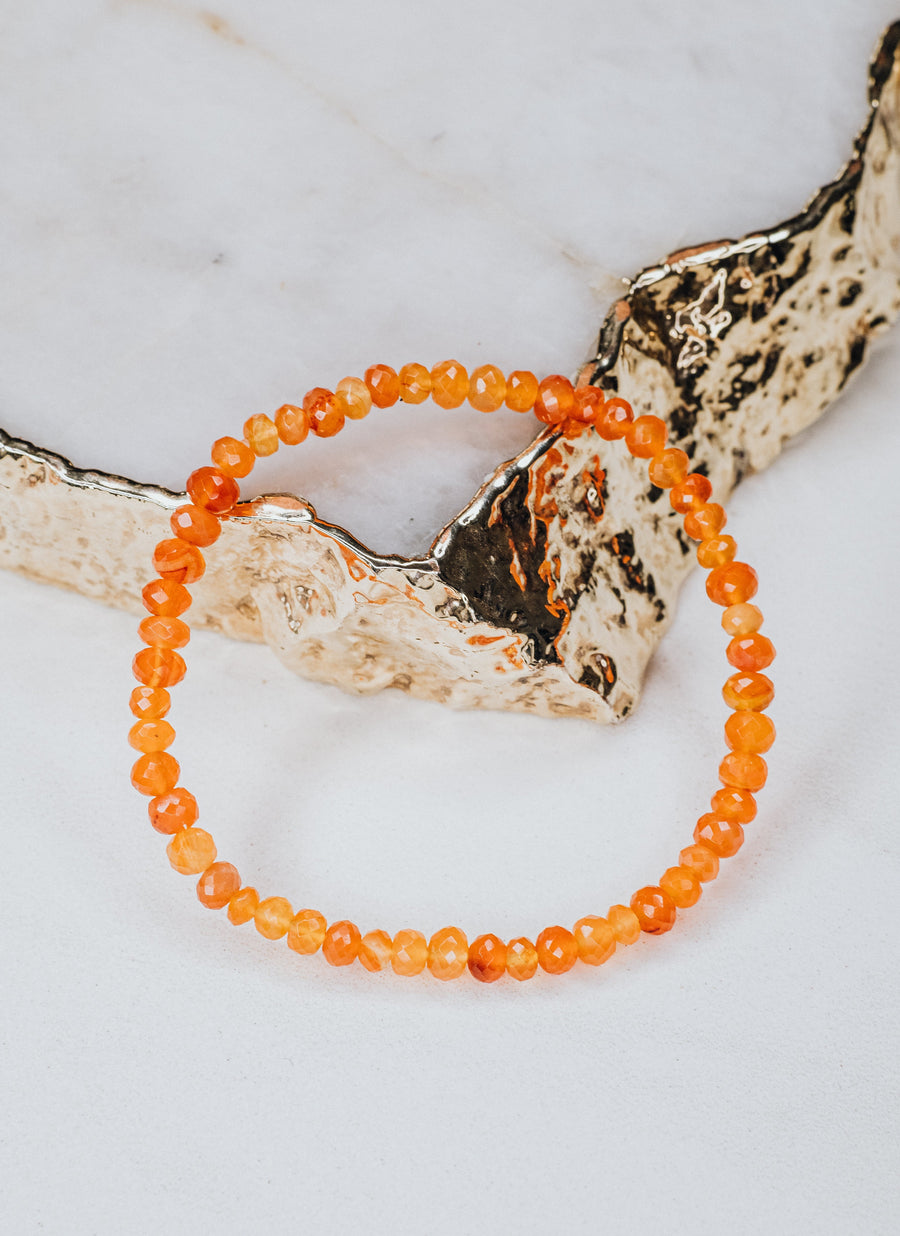 Bracelet à facettes en cornaline
