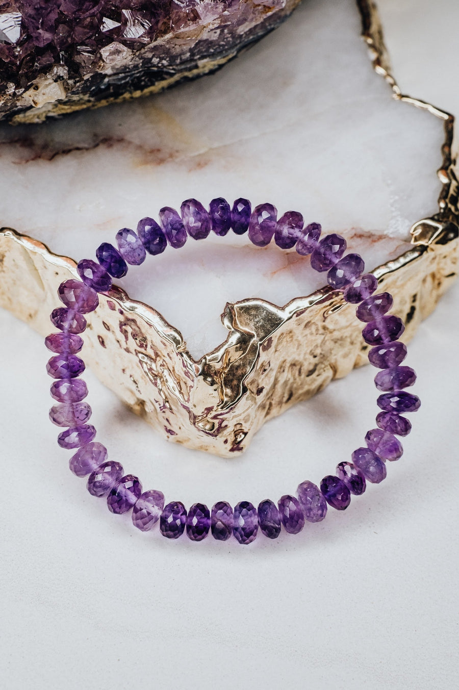 Bracelet à facettes en améthyste
