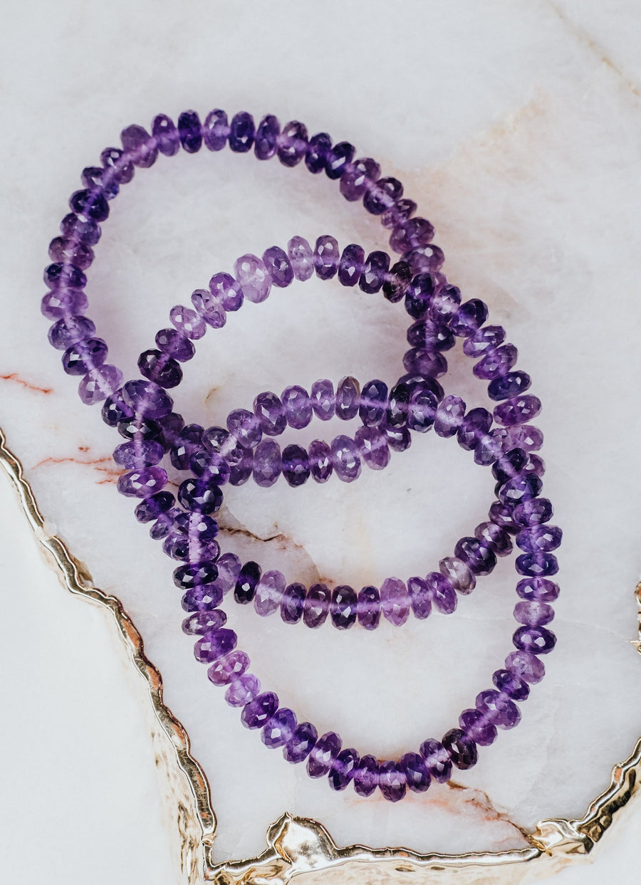Bracelet à facettes en améthyste