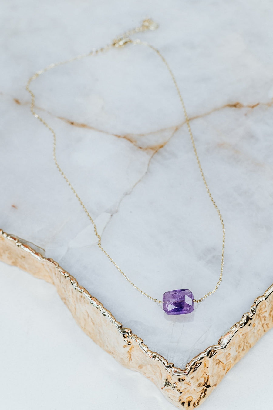 Collier en améthyste carré