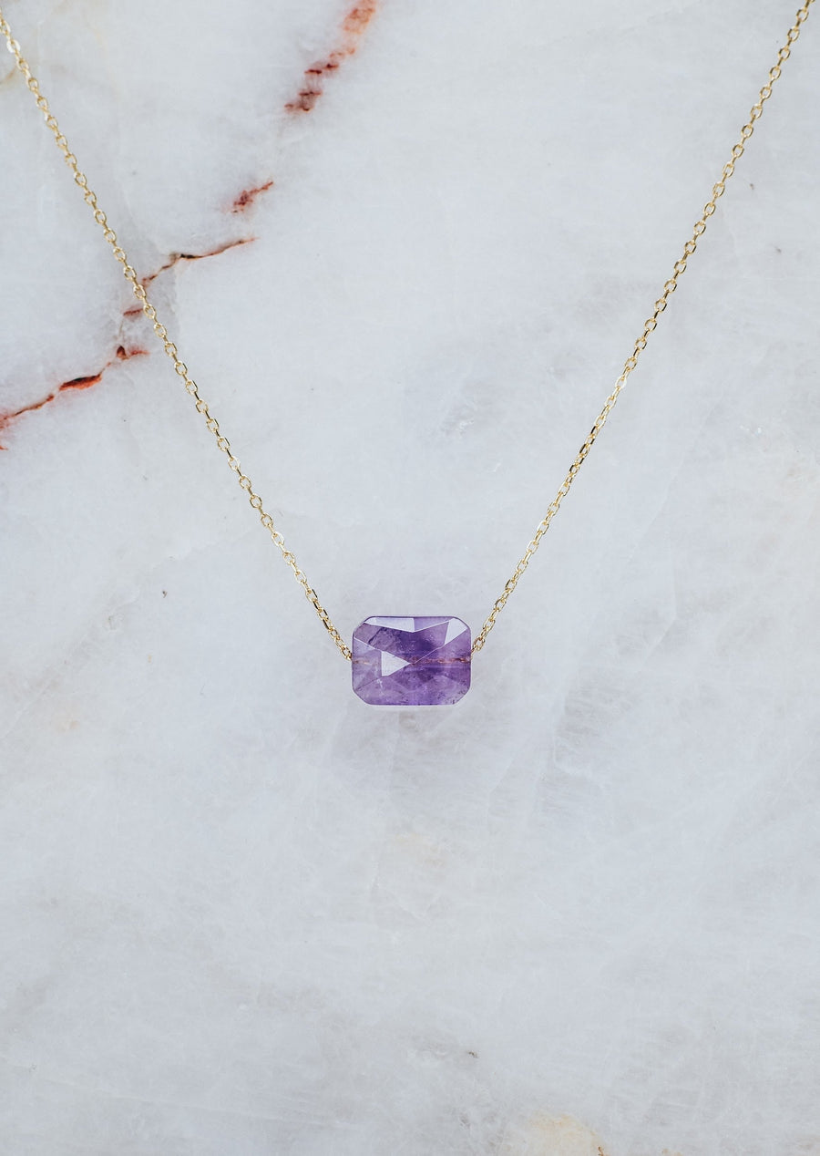 Collier en améthyste carré
