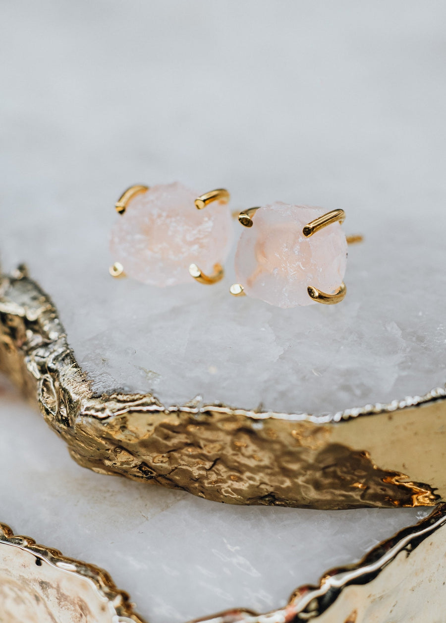 Boucles d'oreilles cloutées en quartz rose