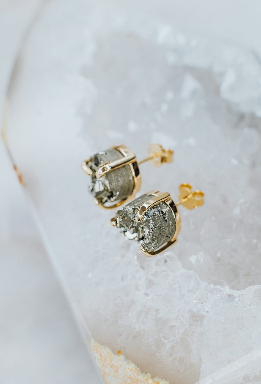 Boucles d’oreilles puces en pyrite argenté