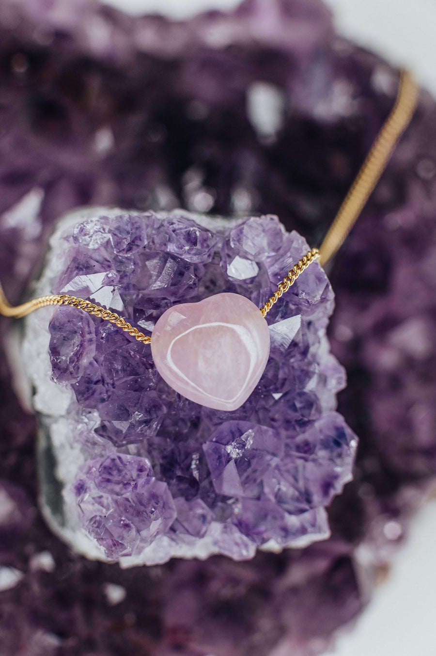 Collier cœur en quartz rose chaîne serpent