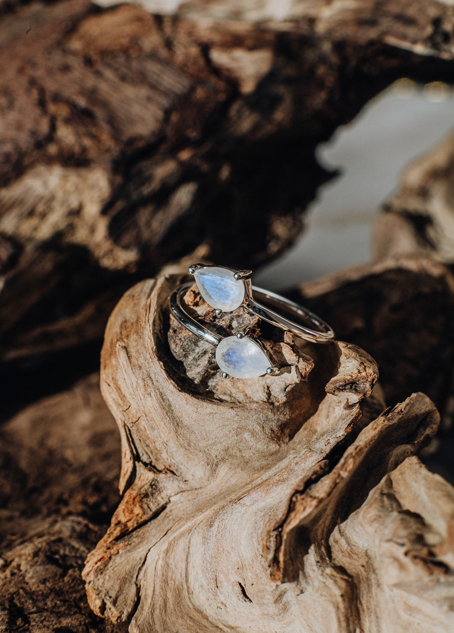 Bague larme double en argent avec pierre de lune