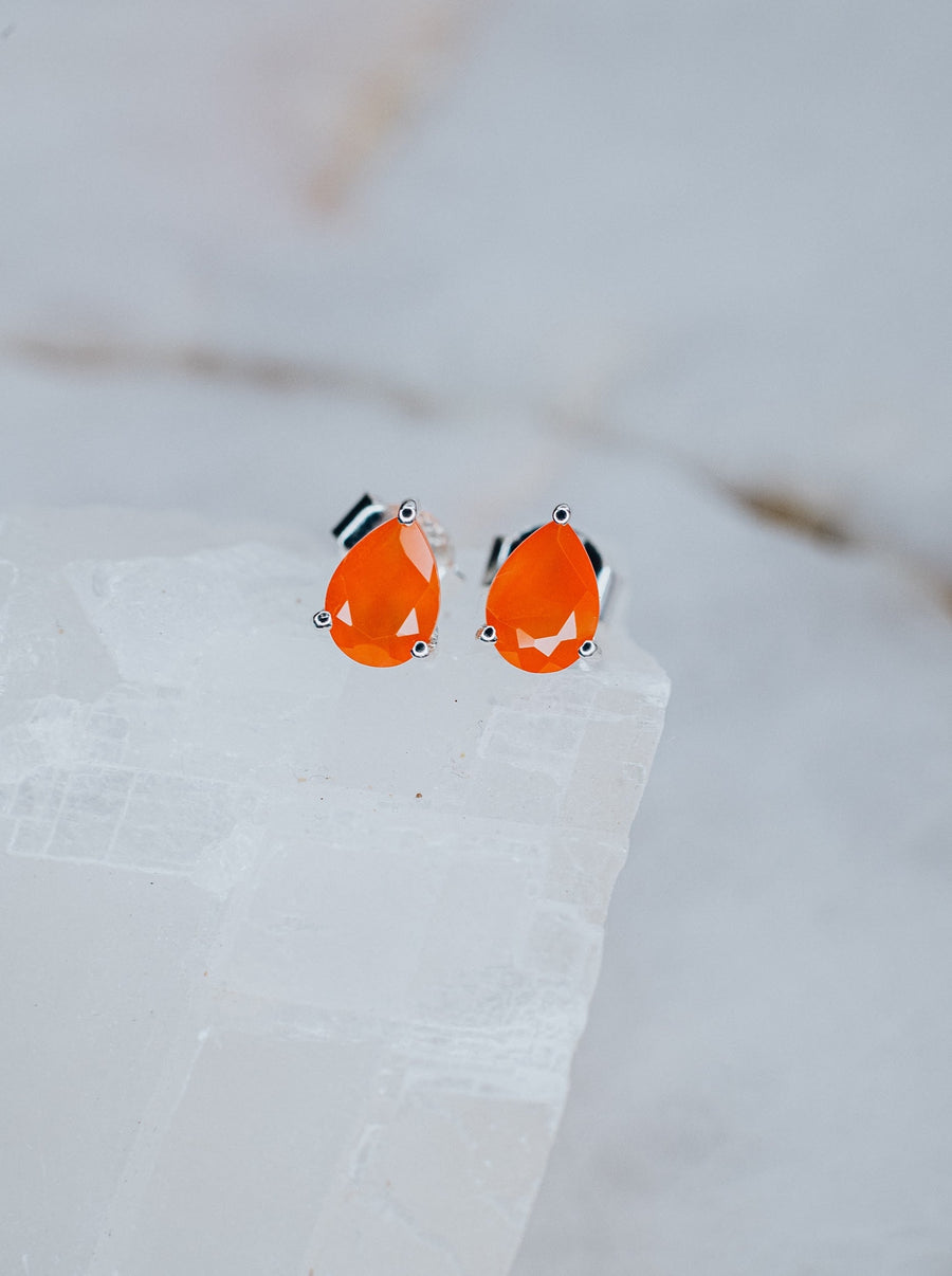 Teardrop carnelian silver stud earrings
