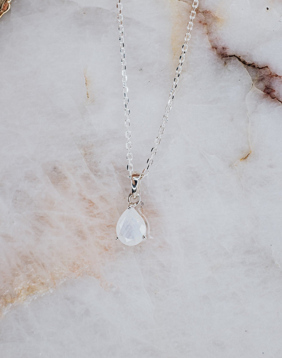 Teardrop moonstone silver necklace