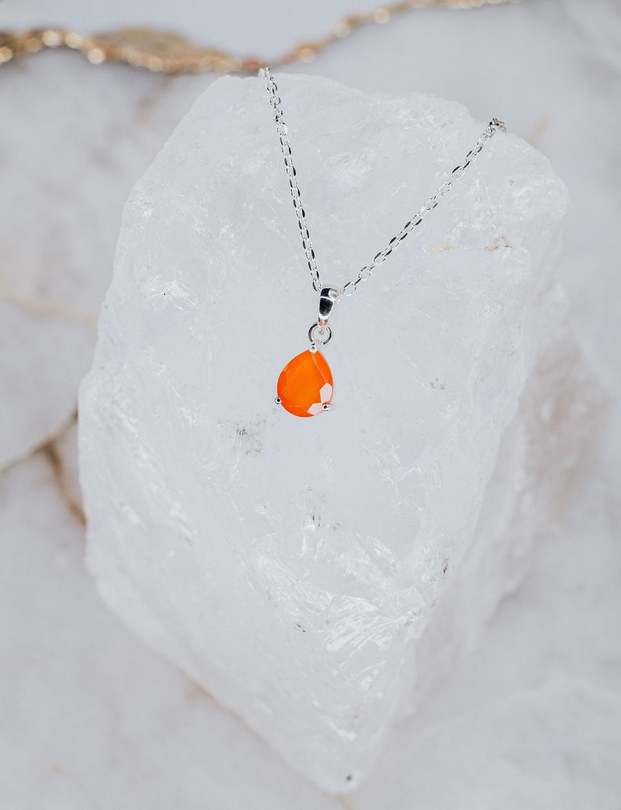 Teardrop carnelian silver necklace