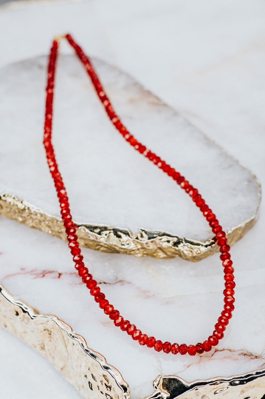 Collier en cornaline à facettes