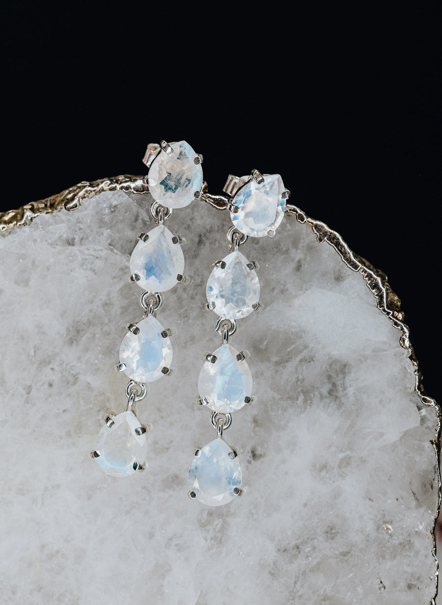 Boucles d'oreilles larmes en pierre de lune
