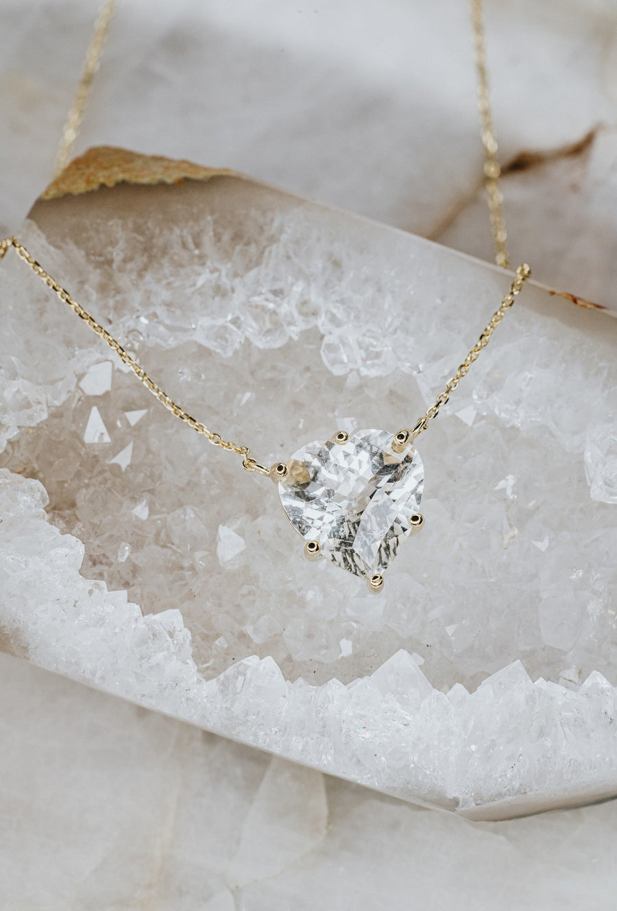 Collier cœur en quartz clair