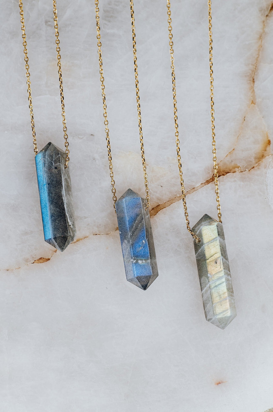Collier à pointes en labradorite