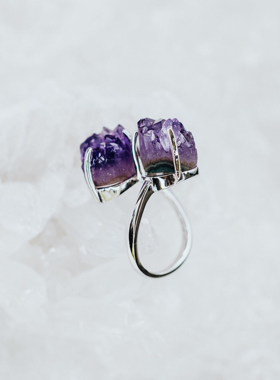 Bague en argent avec améthyste