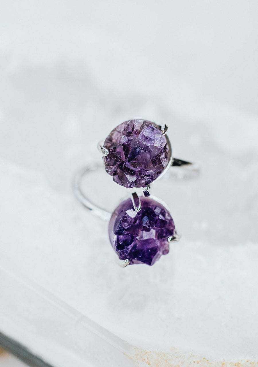 Bague en argent avec améthyste