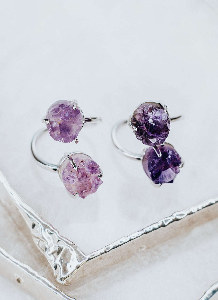Bague en argent avec améthyste