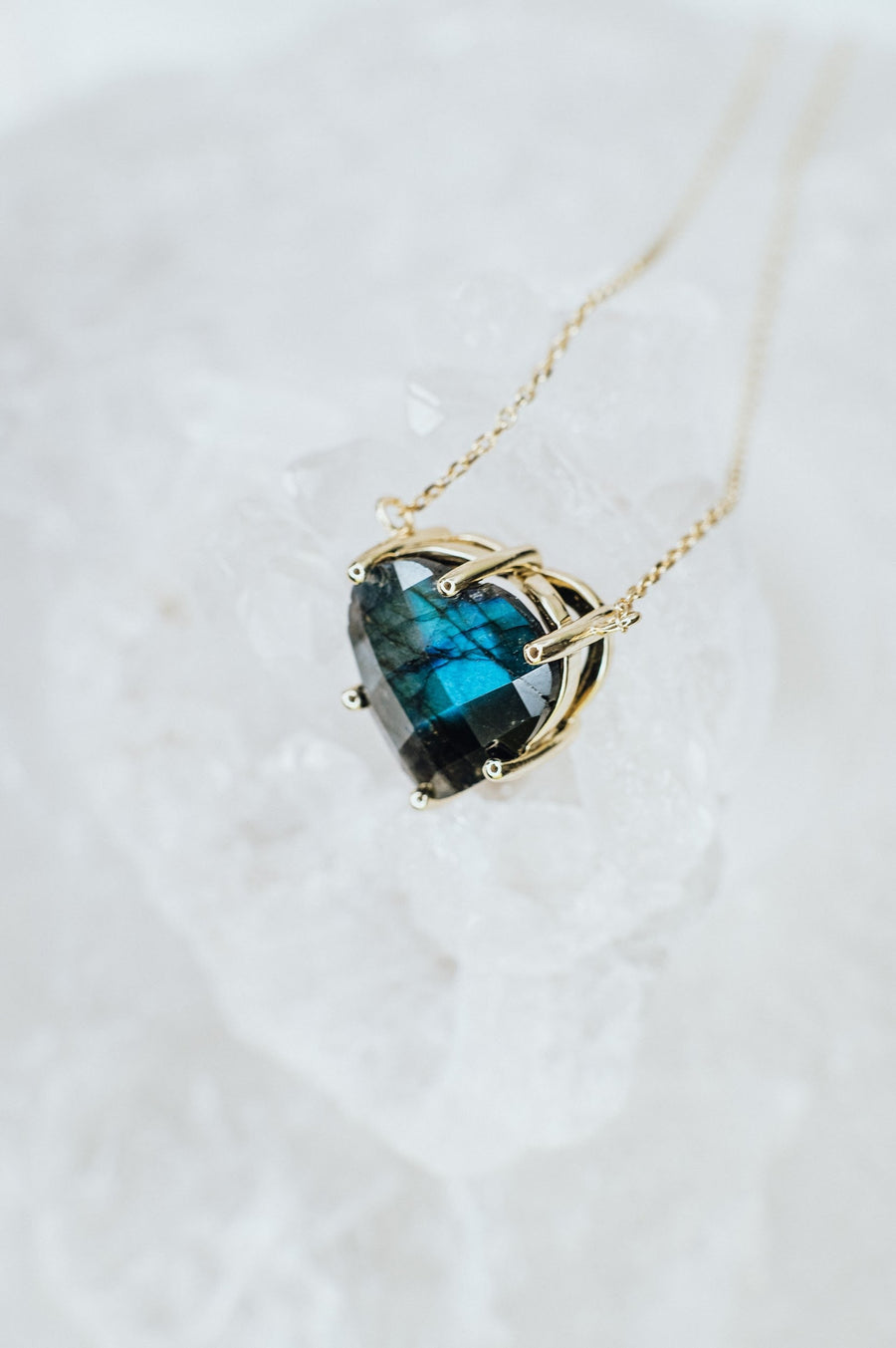 Collier cœur en labradorite